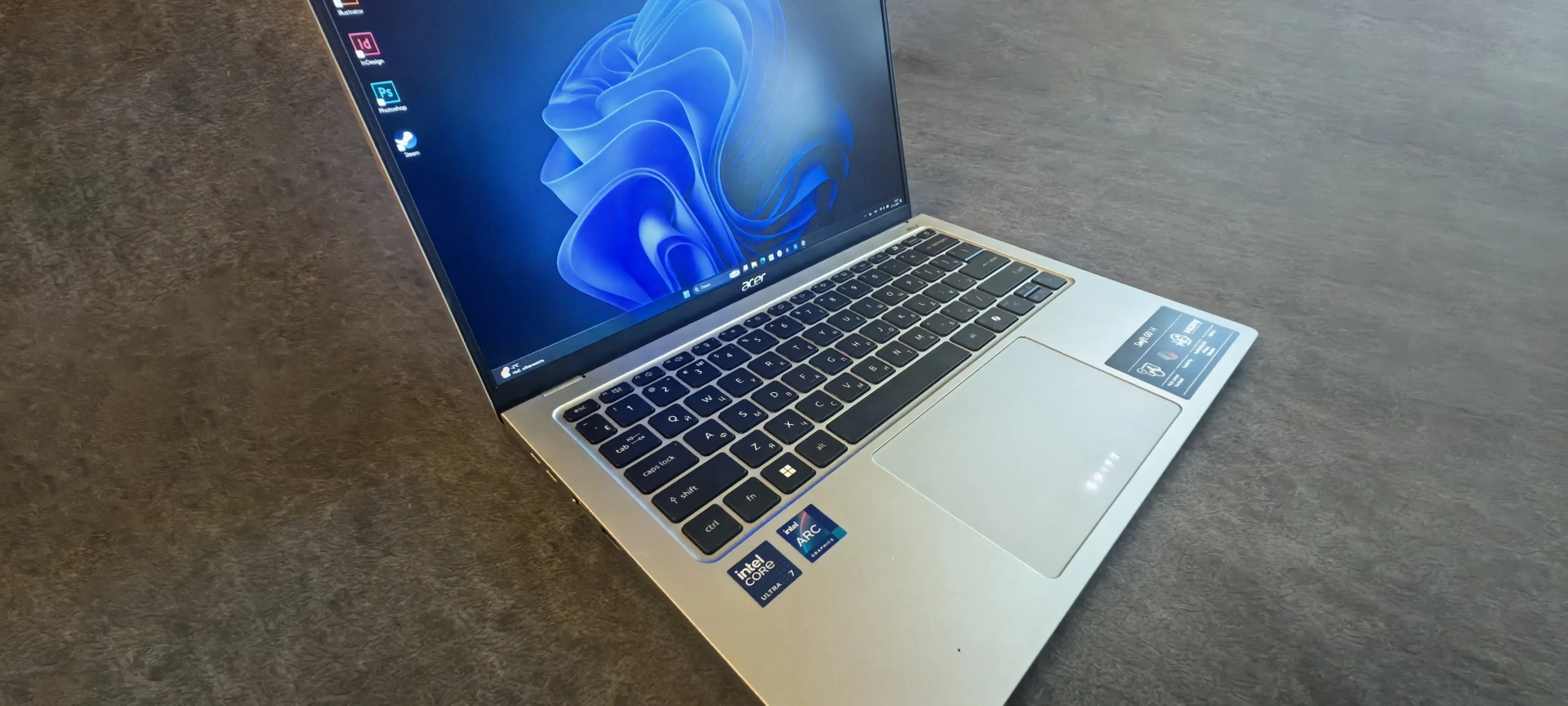 Обзор Acer Swift Go SFG14-73-77U8: стиль, производительность и возможности ИИ